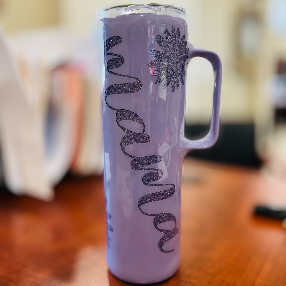 Handmade Custom “Mama” Glitter Tumbler
